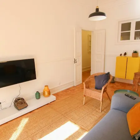 Amazing Fully Renovated In Center * Lisboa