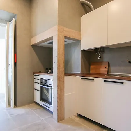 Apartment Amazing Fully Renovated In Center *