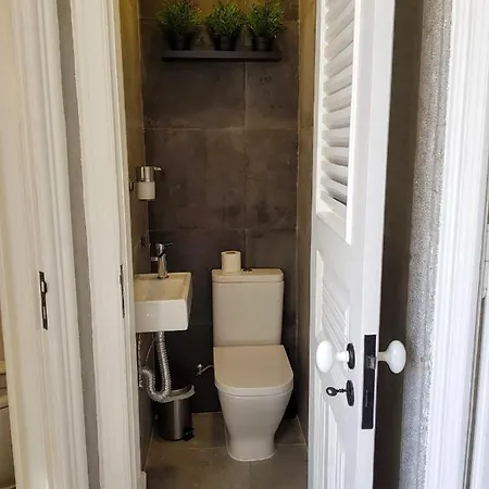 Apartamento Amazing Fully Renovated In Center
